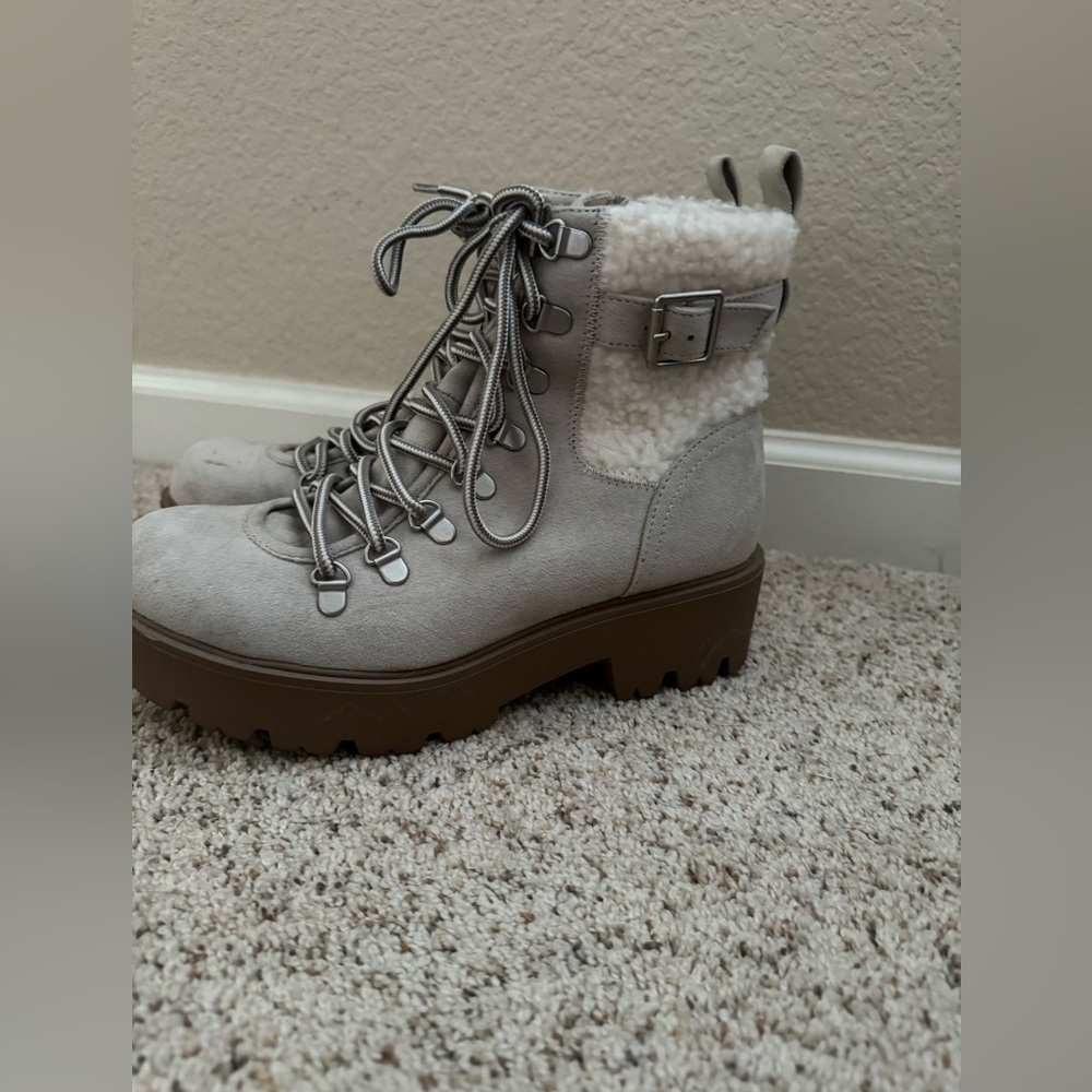 Faux fur boots